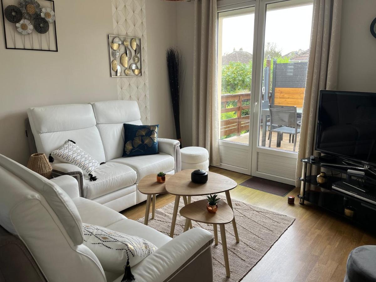 Maison A 700M De La Plage Courseulles-sur-Mer Buitenkant foto