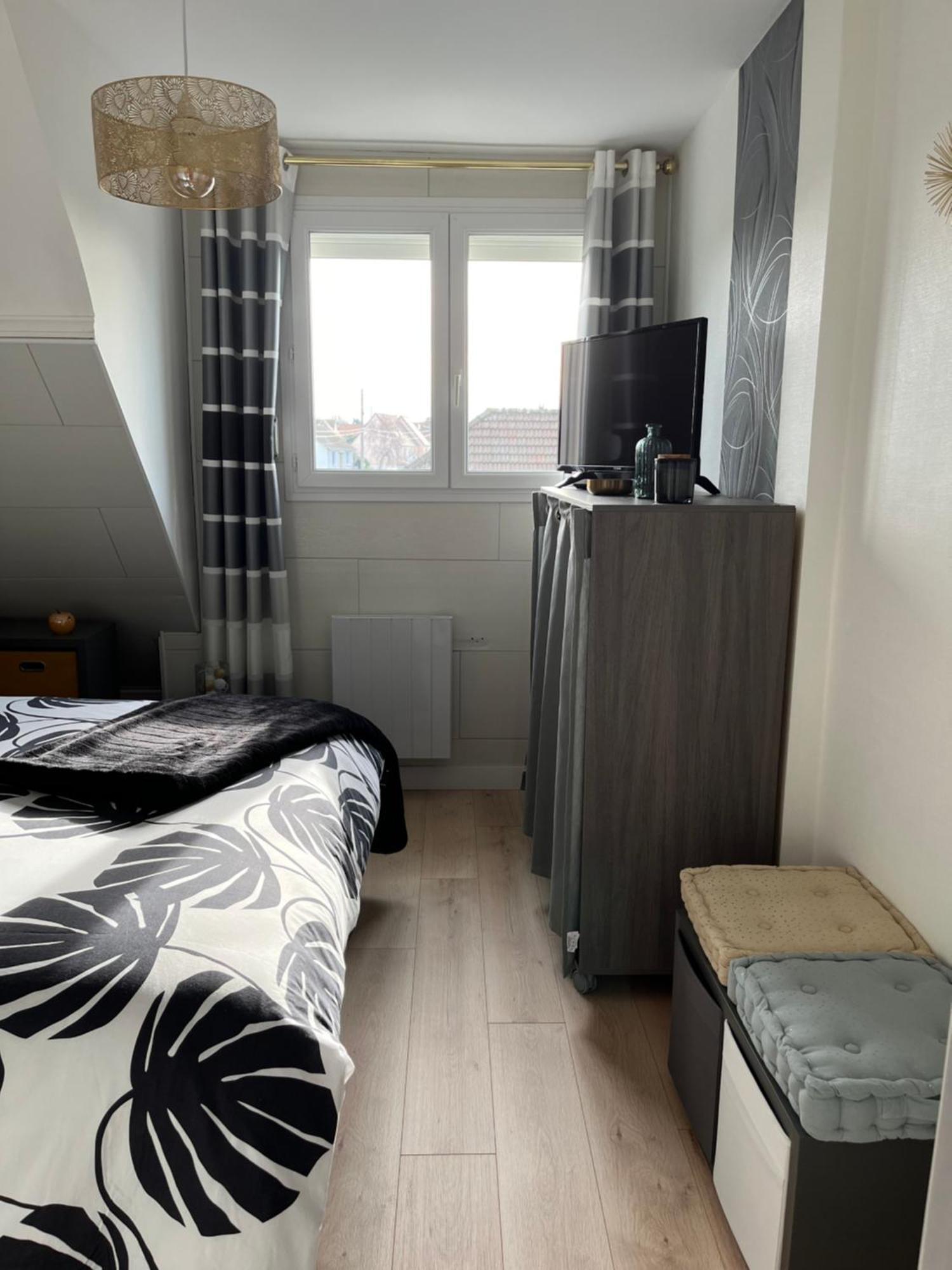 Maison A 700M De La Plage Courseulles-sur-Mer Buitenkant foto